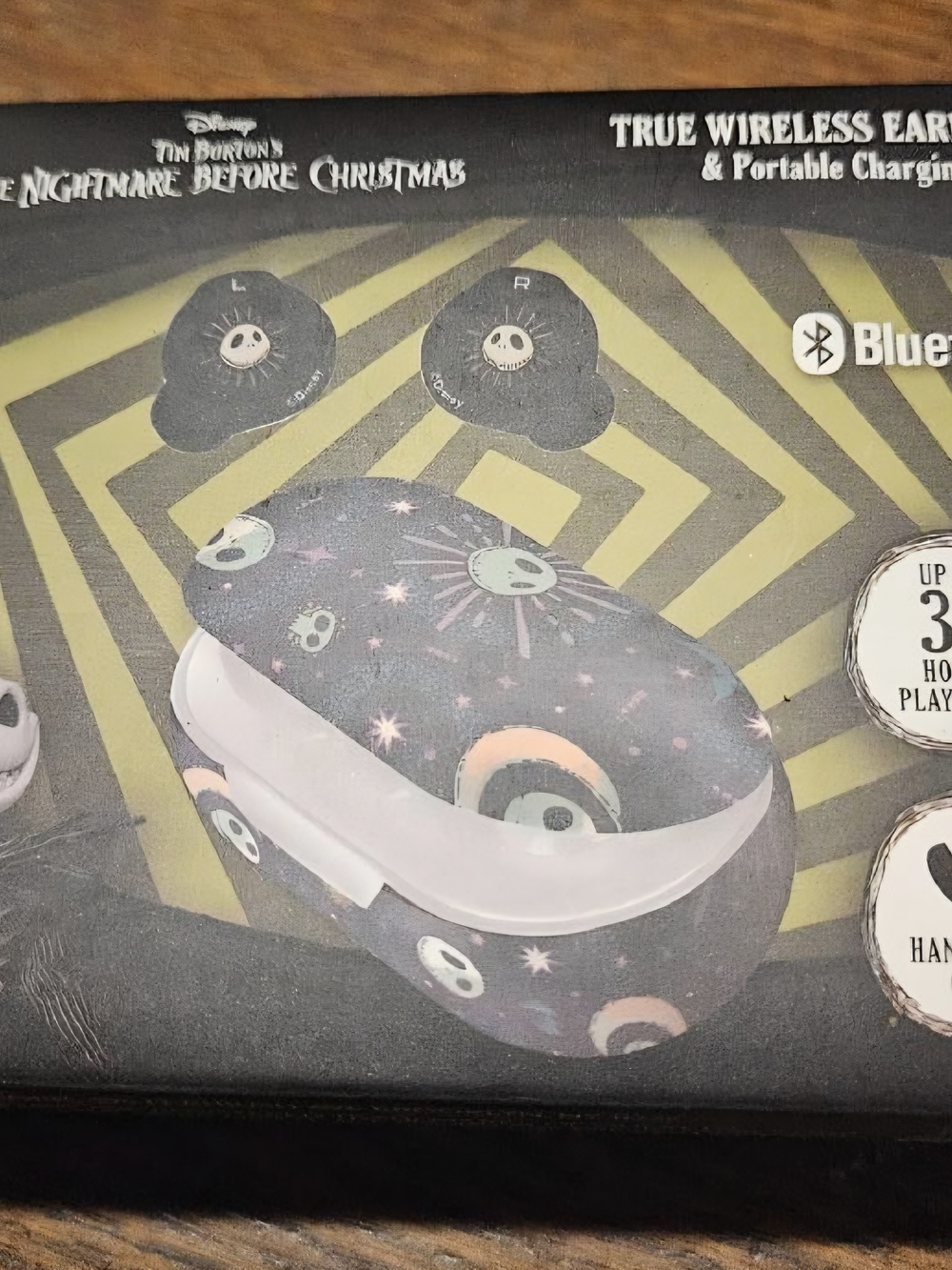 Disney Black Wireless Earbuds with White Charging Case